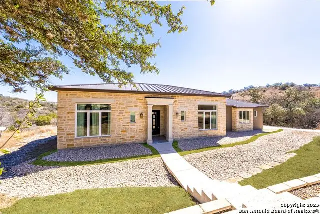 165 Antler Falls Run, Comfort, TX 78013 - Image #1