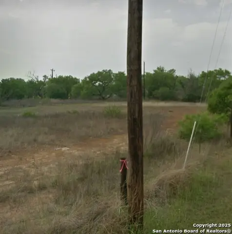 1560 South View Dr, Lytle, TX 78052 - Image #2