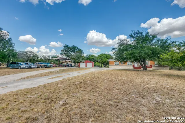 277 County Road 7812, Natalia, TX 78059 - Image #3