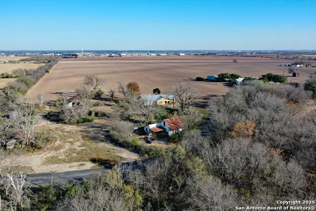 908 County Road 5711, La Coste, TX 78039 - Image #3