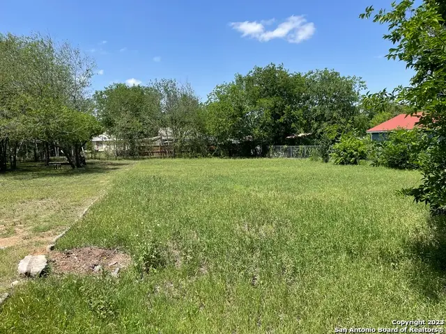 1015 Hays St, San Antonio, TX 78202 - Image #2