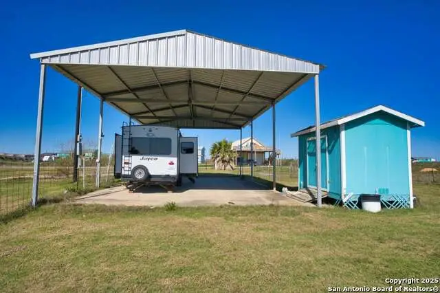 171 Flamingo St., Sargent, TX 77414 - Image #3