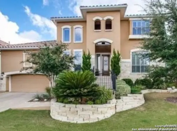 1135 Via Belcanto, San Antonio, TX 78260