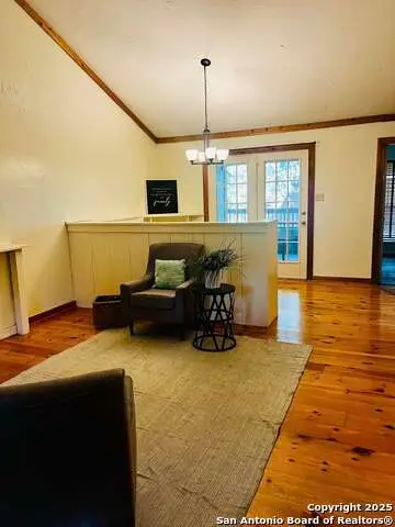 8655 Datapoint Dr #404, San Antonio, TX 78229 - Image #2