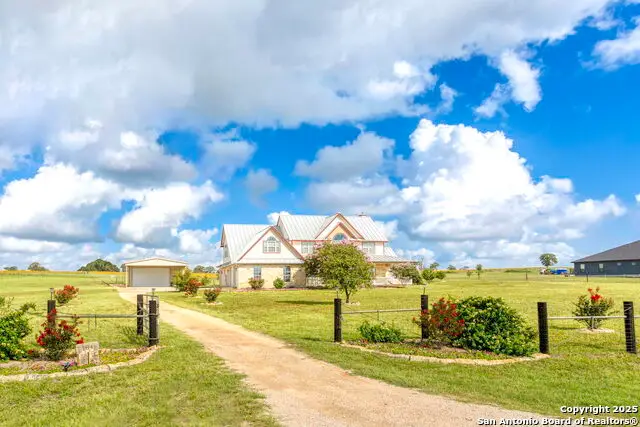 184 Scenic Hills Drive, La Vernia, TX 78121 - Image #3