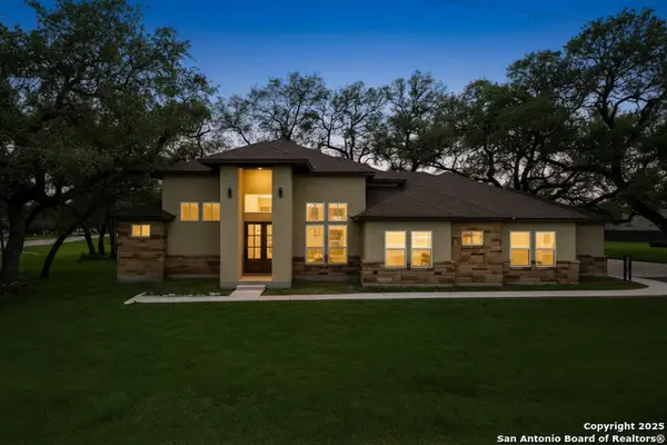 101 Vintage Run Dr, La Vernia, TX 78121