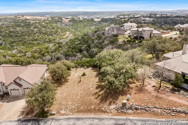 105 Towne View Circle, Boerne, TX 78006