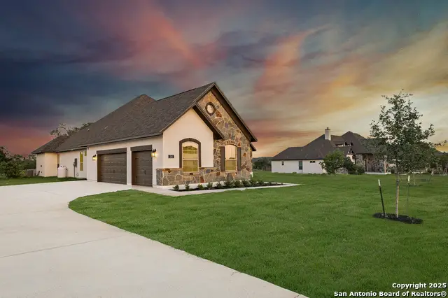 241 Stone Loop, Castroville, TX 78009 - Image #3