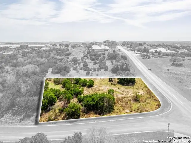 1219 Mystic Pkwy, Spring Branch, TX 78070 - Image #2