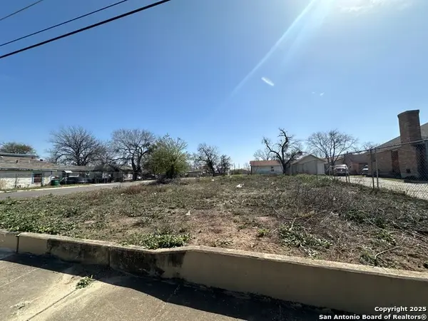 502 King, San Antonio, TX 78211