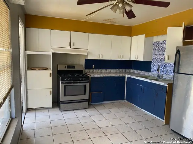 154 Westknoll Dr., San Antonio, TX 78227 - Image #3