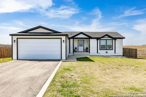 336 Clara Ridge Rd, Marion, TX 78124