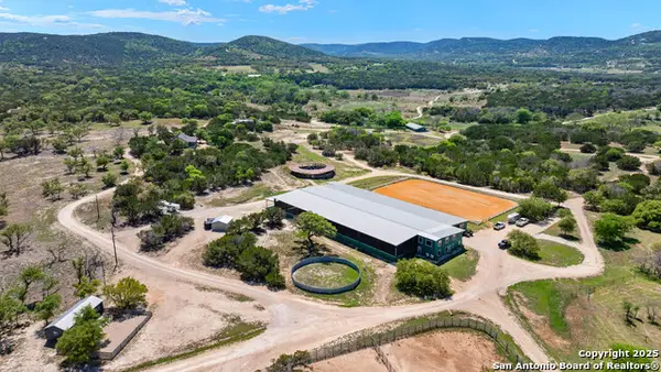 728 Upper Moffett, Medina, TX 78055