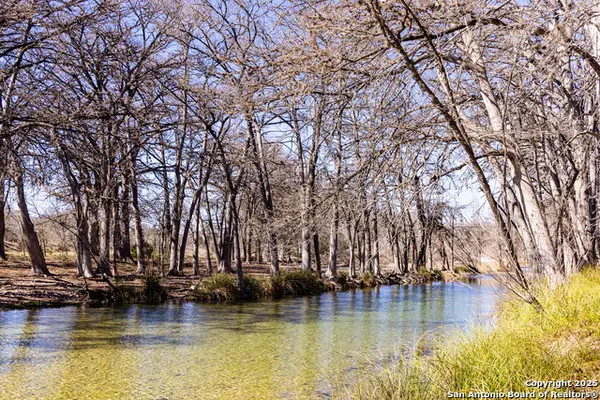 2400 Little Dry Frio Road, Rio Frio, TX 78879