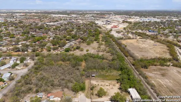 8410 Wilma Jean Dr, San Antonio, TX 78224