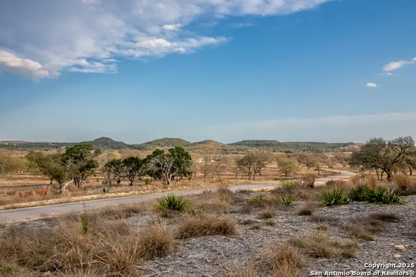 49 Cool Creek, Camp Verde, TX 78010