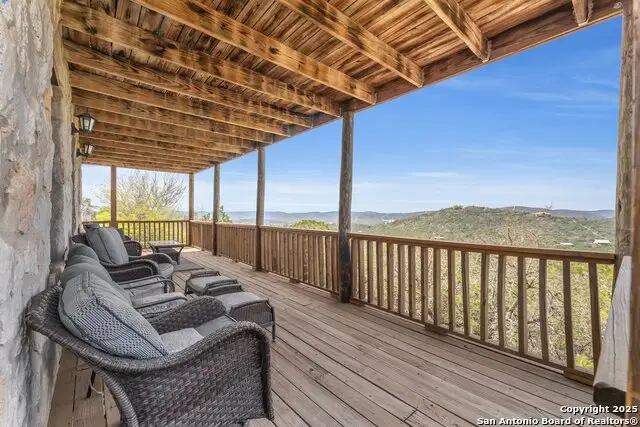 523 Cat Claw Mountain, Concan, TX 78838 - Image #2