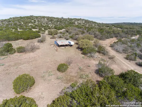 10344 Rm 674, Rocksprings, TX 78880