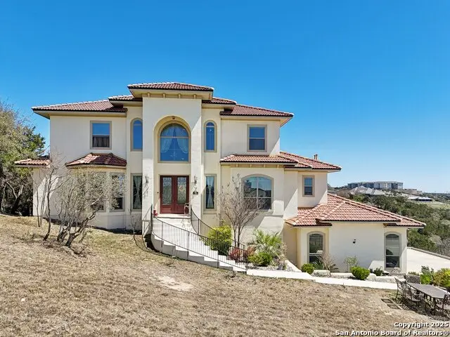 8811 Monarchy Row, San Antonio, TX 78255 - Image #2