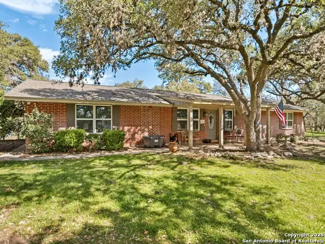 658 Rosewood, Boerne, TX 78006 - Image #3