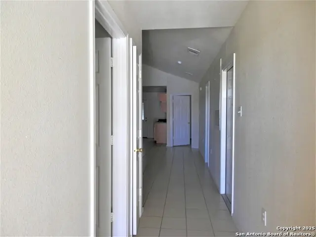 1030 Helen, New Braunfels, TX 78130 - Image #2