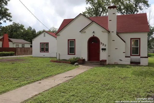 227 Mueller, Uvalde, TX 78801 - #1