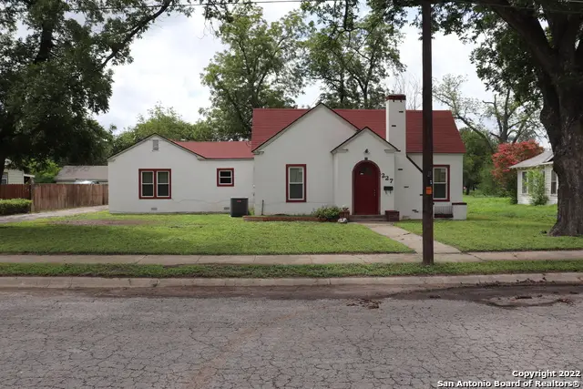 227 Mueller, Uvalde, TX 78801 - #2