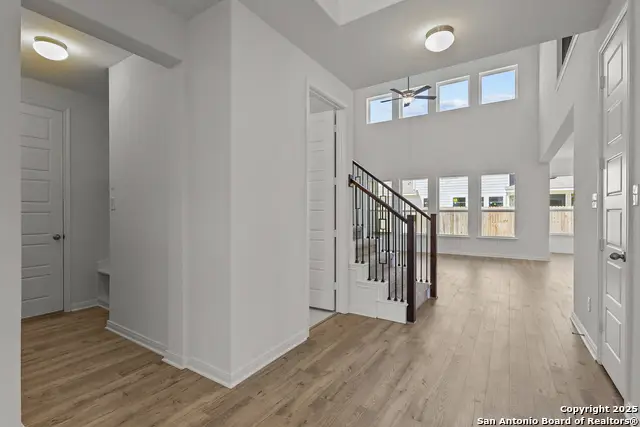 165 Annette Dr, Castroville, TX 78009 - Image #3