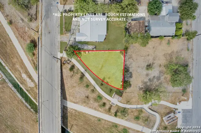 332 N San Ignacio Ave, San Antonio, TX 78237 - Image #2