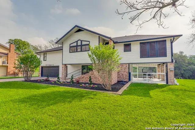 46 E Hampton, Seguin, TX 78155 - Image #3