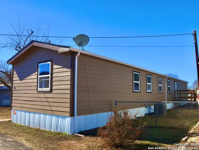 6111 Pioneer Rdg, San Antonio, TX 78245 - Image #3