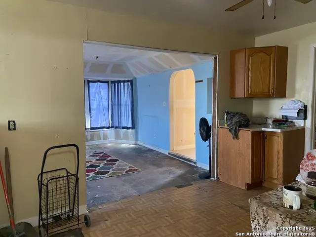 801 Micklejohn, San Antonio, TX 78207 - Image #3