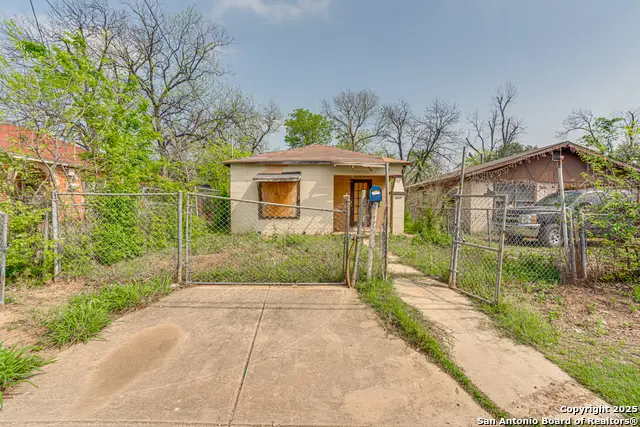 423 Hazel, San Antonio, TX 78207 - Image #3