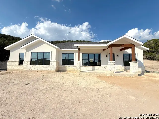 420 Sendera Hills, Canyon Lake, TX 78133 - #1