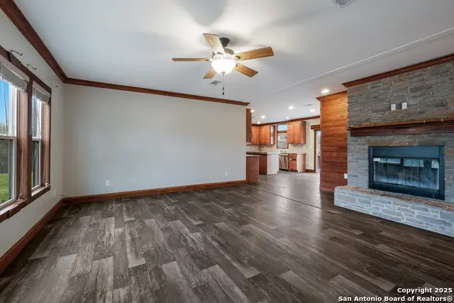 384 Adcock, Poteet, TX 78065 - Image #3