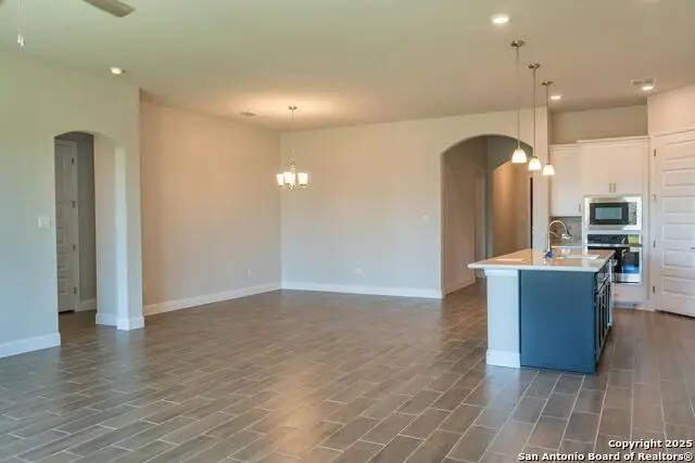 5712 Provo Pl, San Antonio, TX 78263 - Image #2