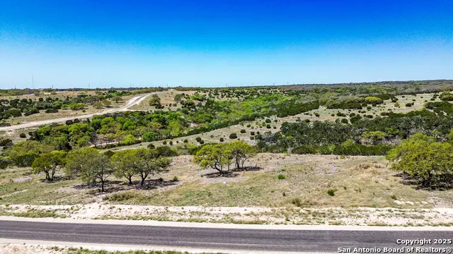 S Shapen Rd, Kerrville, TX 78028 - Image #3