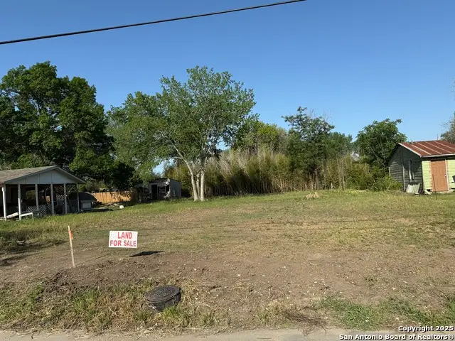 1316 N San Marcos, Seguin, TX 78155 - Image #2