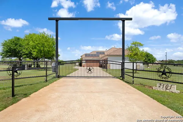 2101 Oak Valley, New Braunfels, TX 78132 - #3