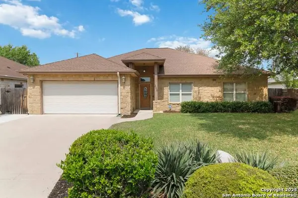 208 Firestone, Meadowlakes, TX 78654