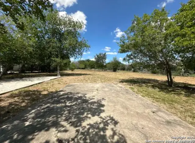 249 34th, San Antonio, TX 78237 - Image #3