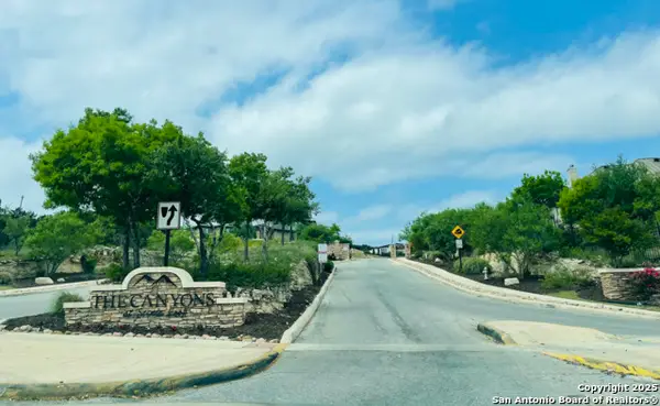 11212 Kendall Cyn, San Antonio, TX 78023