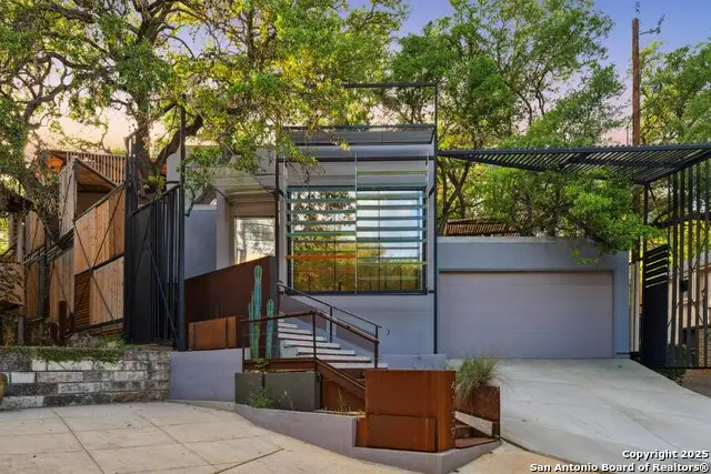 4139 Cliff Oaks St, San Antonio, TX 78229 - Image #1