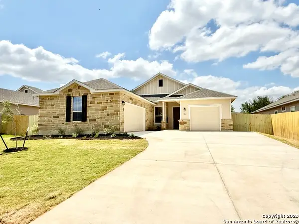 207 Valley Forge, Pleasanton, TX 78064