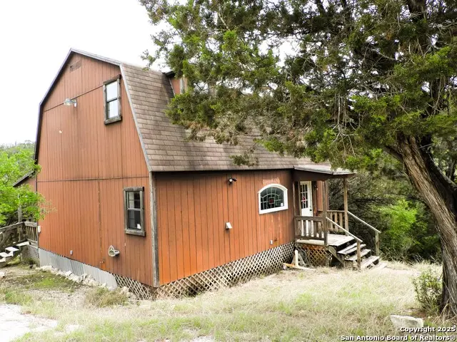 213 Oak Cliff, Lakehills, TX 78063 - Image #2