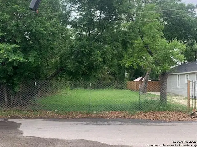 318 Trail Street, San Antonio, TX 78212 - Image #2