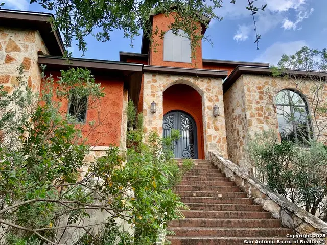 19940 Scenic Loop Road, Helotes, TX 78023 - Image #1