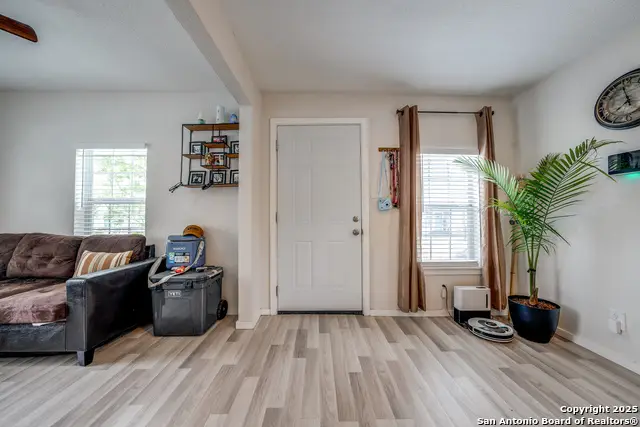 125 Magendie St, San Antonio, TX 78210 - Image #3