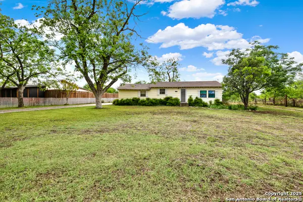 1959 Gruene, New Braunfels, TX 78130