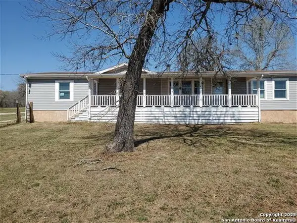 214 Ranch Country, La Vernia, TX 78121